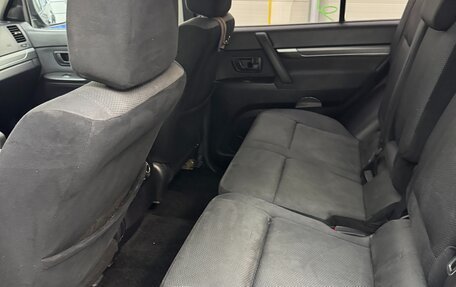 Mitsubishi Pajero IV, 2011 год, 1 650 000 рублей, 5 фотография