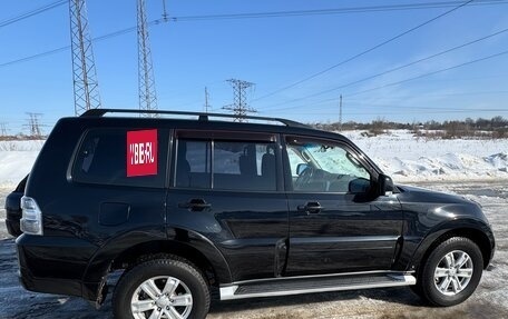 Mitsubishi Pajero IV, 2011 год, 1 650 000 рублей, 2 фотография