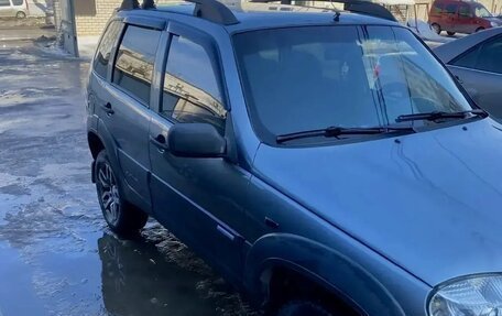Chevrolet Niva I рестайлинг, 2009 год, 365 000 рублей, 2 фотография
