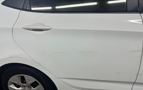 Hyundai Solaris II рестайлинг, 2015 год, 1 100 000 рублей, 4 фотография