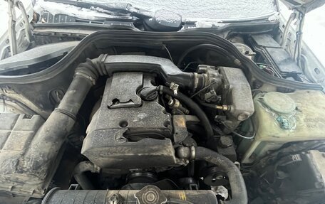 Mercedes-Benz C-Класс, 1996 год, 160 000 рублей, 2 фотография