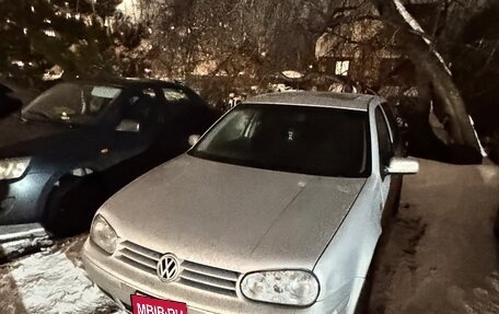 Volkswagen Golf IV, 1999 год, 400 000 рублей, 2 фотография