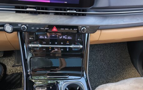 KIA Carnival, 2021 год, 3 875 000 рублей, 18 фотография