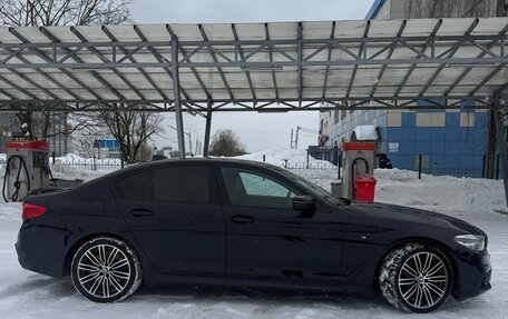 BMW 5 серия, 2018 год, 4 300 000 рублей, 3 фотография