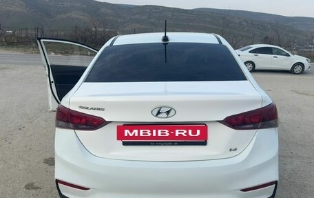 Hyundai Solaris II рестайлинг, 2018 год, 625 000 рублей, 5 фотография