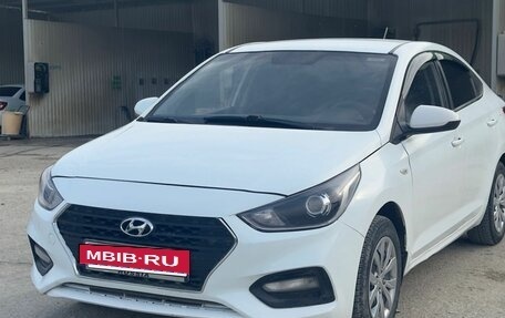 Hyundai Solaris II рестайлинг, 2018 год, 625 000 рублей, 10 фотография