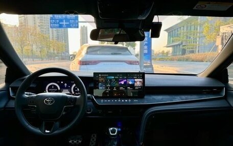 Toyota Camry, 2025 год, 21 фотография