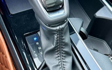 Toyota Camry, 2025 год, 24 фотография