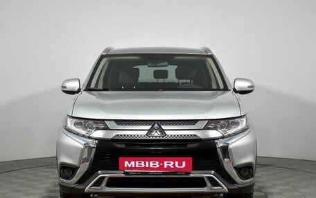Mitsubishi Outlander III рестайлинг 3, 2019 год, 2 286 790 рублей, 2 фотография