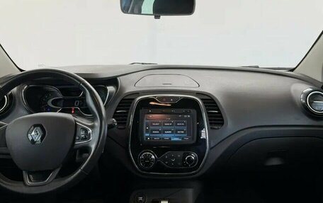 Renault Kaptur I рестайлинг, 2017 год, 1 640 000 рублей, 5 фотография