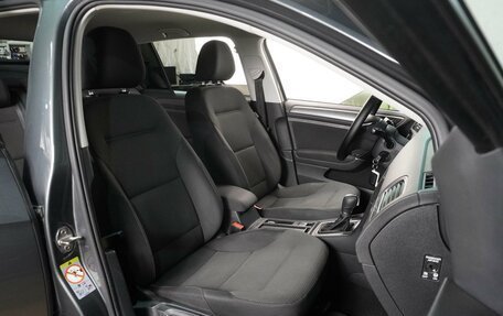 Volkswagen Golf VII, 2018 год, 1 889 000 рублей, 8 фотография