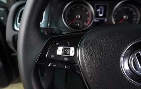 Volkswagen Golf VII, 2018 год, 1 889 000 рублей, 21 фотография