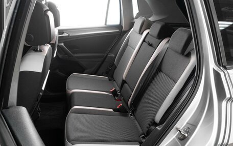 Volkswagen Tiguan II, 2018 год, 2 299 000 рублей, 9 фотография