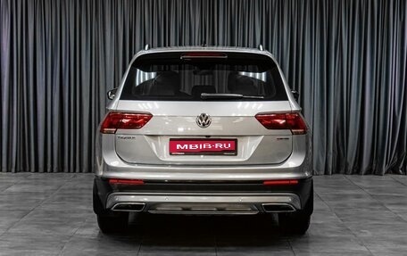 Volkswagen Tiguan II, 2018 год, 2 299 000 рублей, 4 фотография