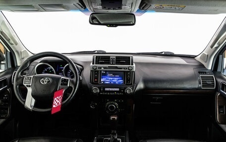 Toyota Land Cruiser Prado 150 рестайлинг 2, 2016 год, 2 999 000 рублей, 11 фотография