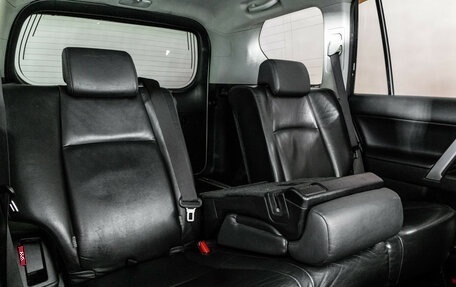 Toyota Land Cruiser Prado 150 рестайлинг 2, 2016 год, 2 999 000 рублей, 22 фотография