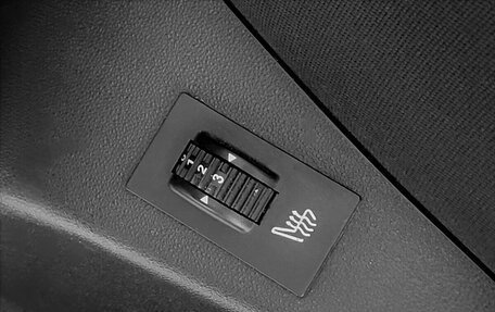 Peugeot 2008 II, 2014 год, 930 000 рублей, 9 фотография