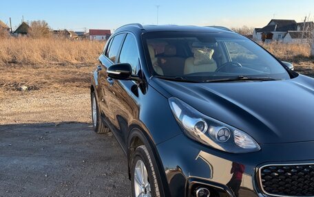 KIA Sportage IV рестайлинг, 2016 год, 2 100 000 рублей, 2 фотография