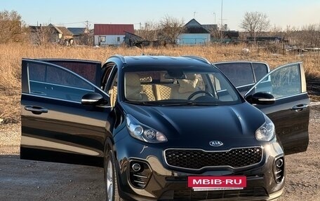 KIA Sportage IV рестайлинг, 2016 год, 2 100 000 рублей, 4 фотография
