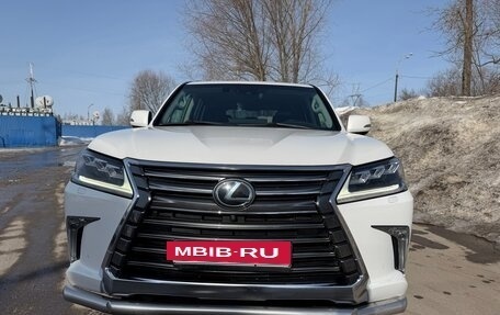 Lexus LX III, 2016 год, 8 000 000 рублей, 2 фотография