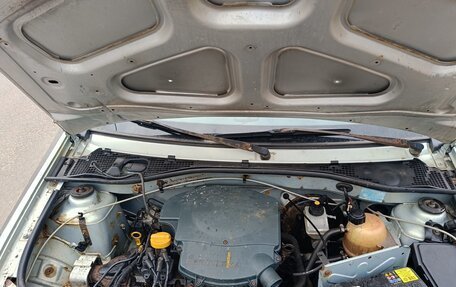 Renault Logan I, 2006 год, 100 000 рублей, 7 фотография