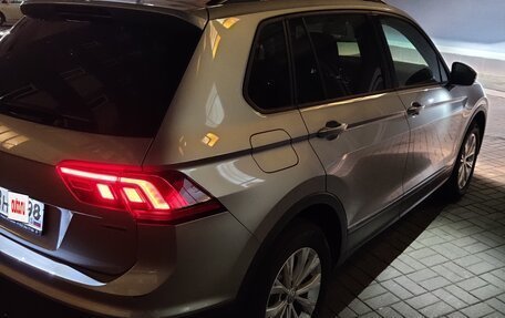 Volkswagen Tiguan II, 2020 год, 2 350 000 рублей, 1 фотография