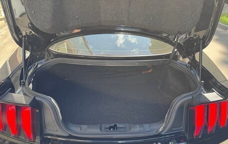 Ford Mustang VI рестайлинг, 2020 год, 4 500 000 рублей, 7 фотография