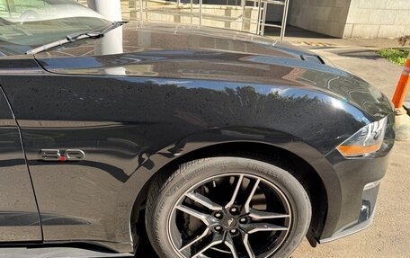 Ford Mustang VI рестайлинг, 2020 год, 4 500 000 рублей, 9 фотография