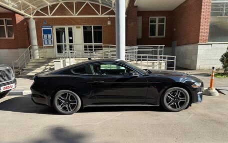 Ford Mustang VI рестайлинг, 2020 год, 4 500 000 рублей, 15 фотография