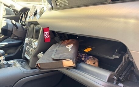 Ford Mustang VI рестайлинг, 2020 год, 4 500 000 рублей, 10 фотография