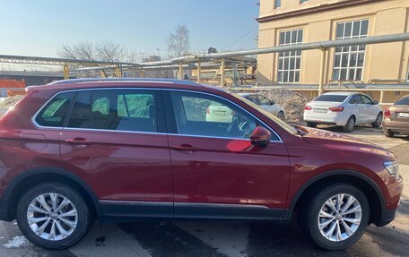 Volkswagen Tiguan II, 2017 год, 2 261 000 рублей, 6 фотография