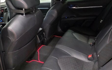 Toyota Camry, 2021 год, 3 199 000 рублей, 15 фотография