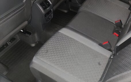 Volkswagen Tiguan II, 2020 год, 2 350 000 рублей, 4 фотография