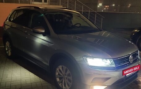 Volkswagen Tiguan II, 2020 год, 2 350 000 рублей, 2 фотография