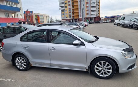 Volkswagen Jetta VI, 2012 год, 670 000 рублей, 2 фотография