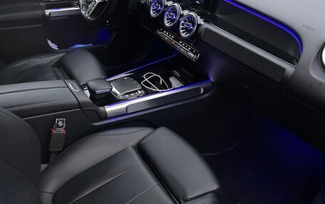 Mercedes-Benz GLB, 2020 год, 3 200 000 рублей, 10 фотография