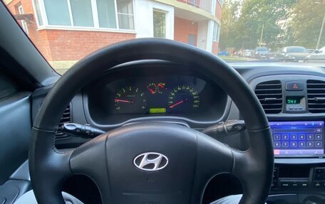 Hyundai Sonata IV рестайлинг, 2006 год, 500 000 рублей, 6 фотография