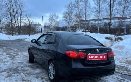 Hyundai Elantra IV, 2010 год, 680 000 рублей, 2 фотография