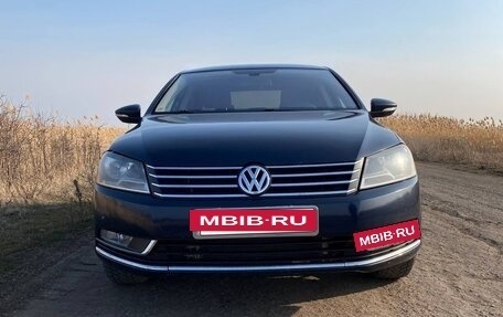 Volkswagen Passat B7, 2011 год, 920 000 рублей, 3 фотография