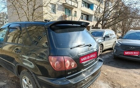 Toyota Harrier, 1999 год, 800 000 рублей, 20 фотография