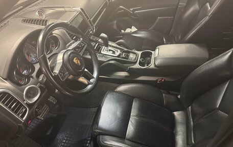 Porsche Cayenne III, 2017 год, 3 750 000 рублей, 16 фотография
