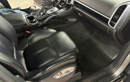 Porsche Cayenne III, 2017 год, 3 750 000 рублей, 14 фотография