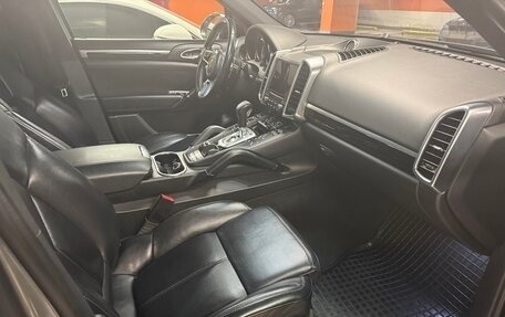 Porsche Cayenne III, 2017 год, 3 750 000 рублей, 15 фотография