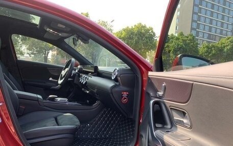 Mercedes-Benz A-Класс, 2021 год, 2 200 000 рублей, 8 фотография