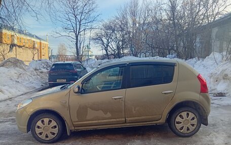 Renault Sandero I, 2012 год, 550 000 рублей, 2 фотография