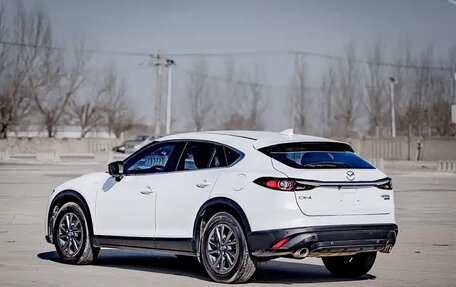 Mazda CX-4, 2023 год, 2 155 123 рублей, 4 фотография