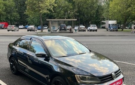 Volkswagen Jetta VI, 2015 год, 1 090 000 рублей, 4 фотография