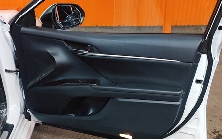 Toyota Camry, 2021 год, 3 650 000 рублей, 12 фотография