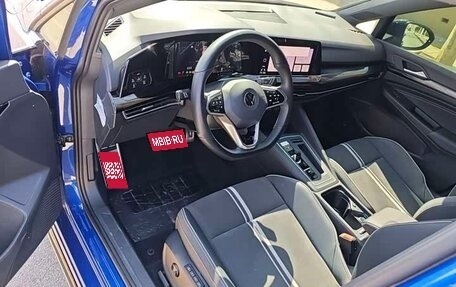 Volkswagen Golf VIII, 2021 год, 1 816 000 рублей, 7 фотография