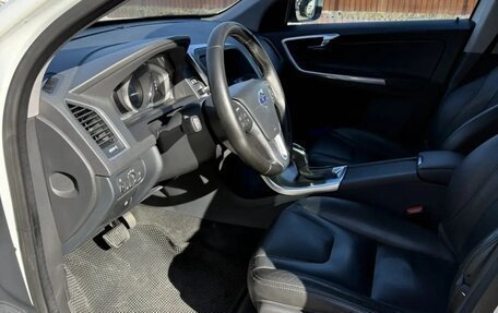 Volvo XC60 II, 2016 год, 2 400 000 рублей, 10 фотография